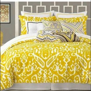 Trina Turk Queen Size IKAT Duvet Cover✨